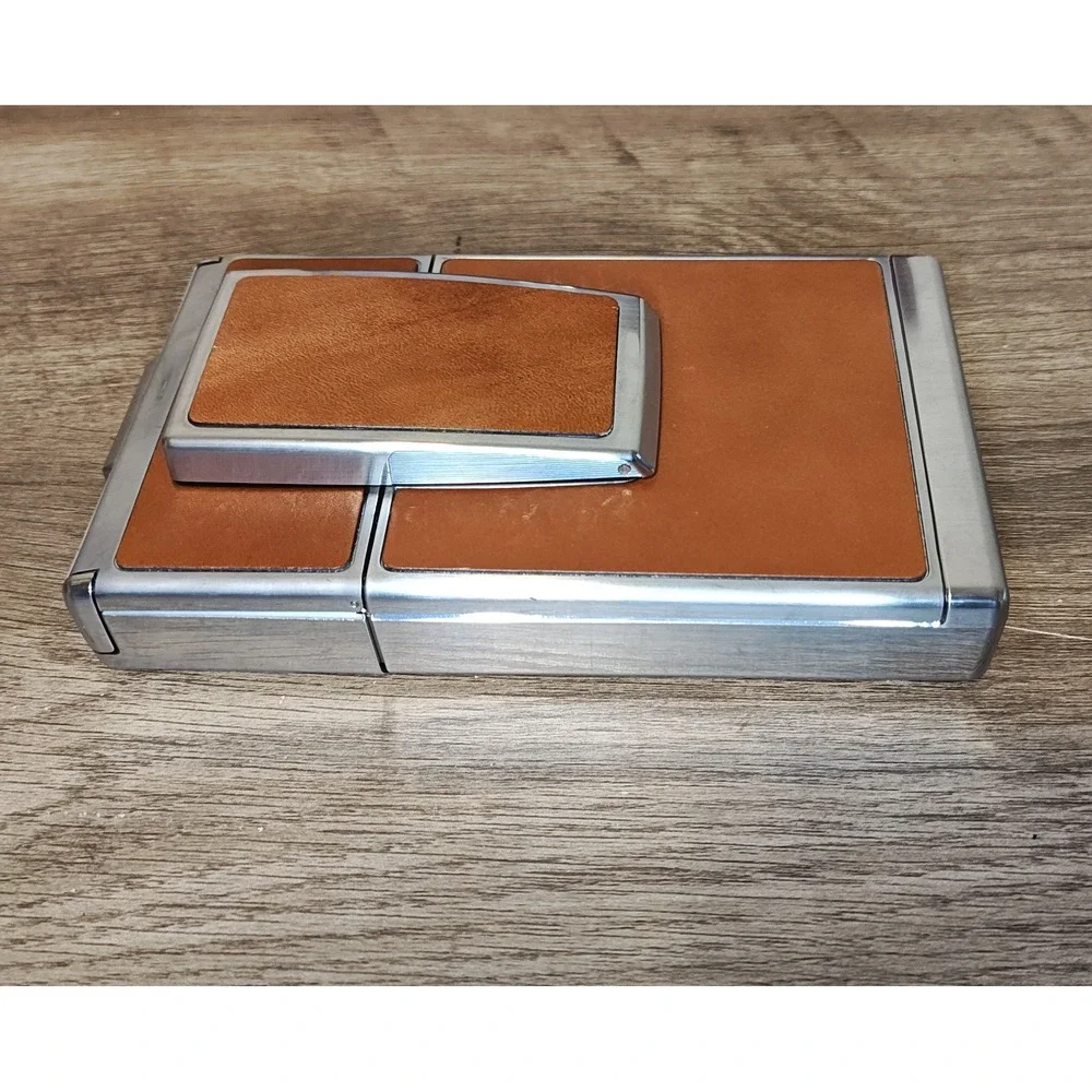 Polaroid SX-70 Land Camera Instant SLR Brown Tan Leather Folding Case Flash Bar